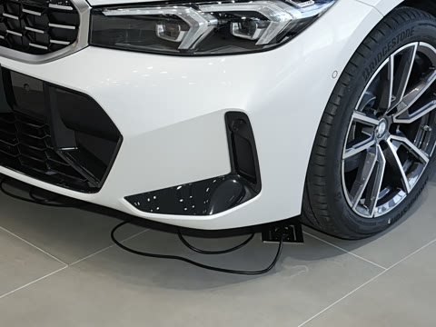 2026�� 325Li M�˶���װ