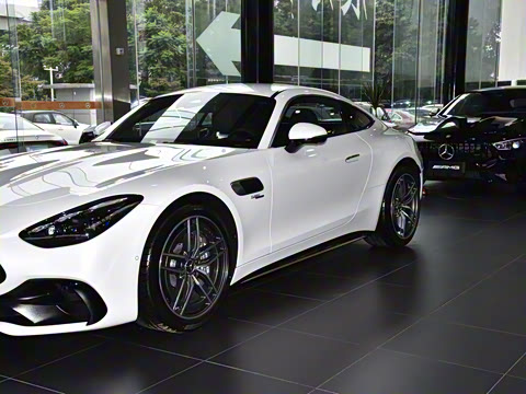 2026�� AMG GT 50 