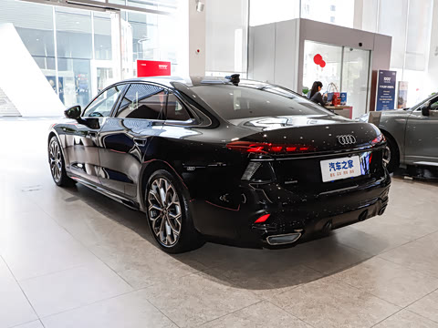 2026�� 2.0T quattro ����������