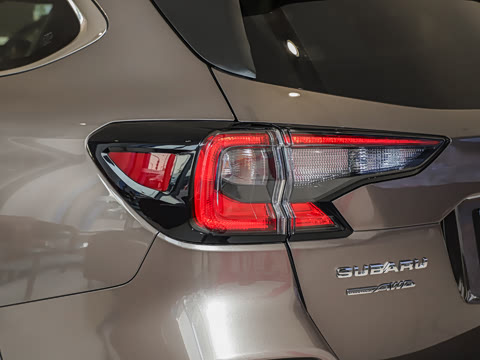 2024�� 2.5i AWD�˶��� EyeSight
