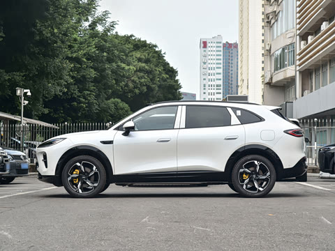2026�� 230 Ultra