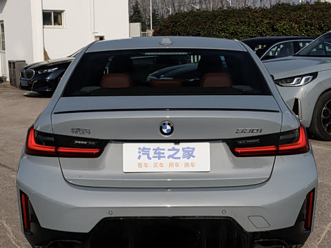 2026�� 330i M�˶���ҹ��װ