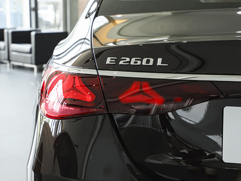 2026�� �Ŀ� E 260 L