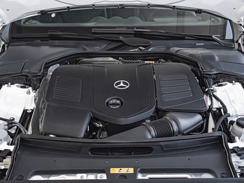 2026�� C 260 L �ҹ�˶���