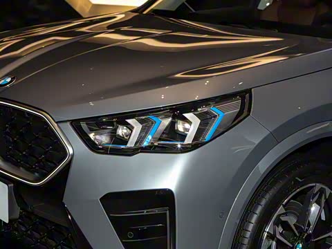 2025�� sDrive25i M�˶���װ