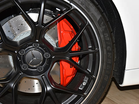 2025�� AMG CLE 53 4MATIC+ ������ܳ�