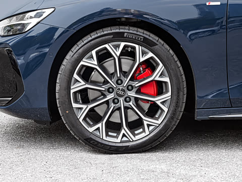 2026�� 2.0T quattro ������	