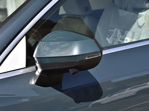 2026�� quattro 45�����ذ� 35TFSI ʱ�ж�����