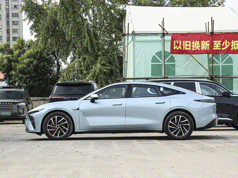 2025�� ���� Plus ��������