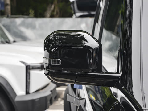 2025�� 215Զ�а�