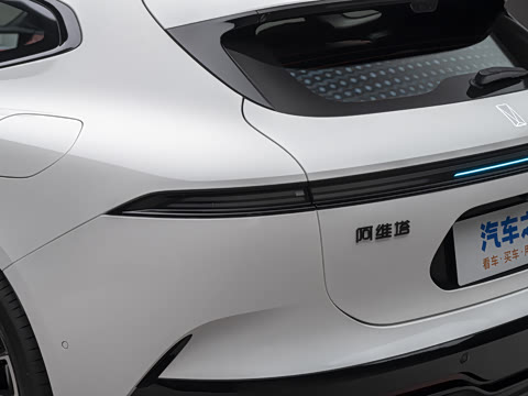 2026�� Max ˫��������