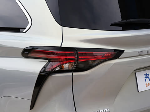 2026�� 2.5L ˫������������