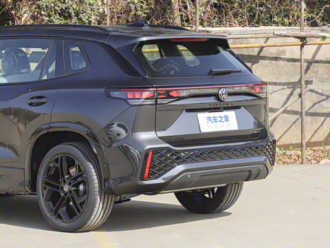 2026�� ̽��L 380TSI ��������