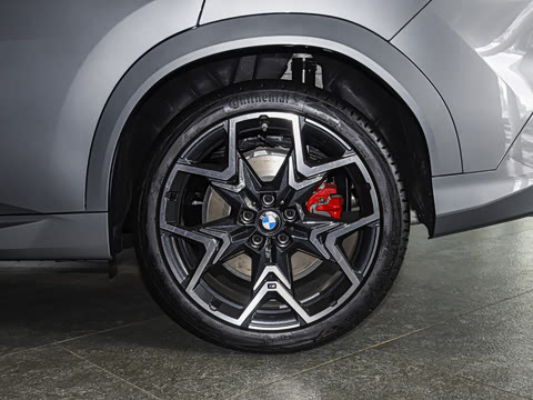 2026�� M35i