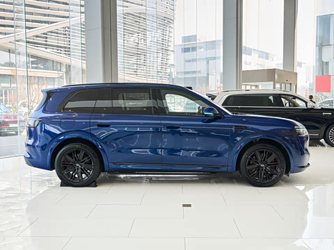 2025�� ���� Ultra�� 53.4kWh 6���� (896�߼����״