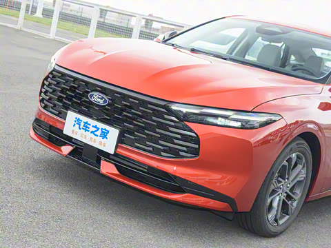 2026  2.0T  EcoBoost  