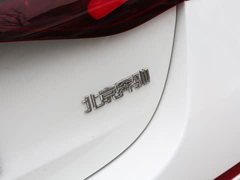 2026�� E 300 L �����˶���