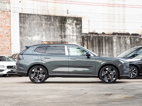 2026�� ������������Plus