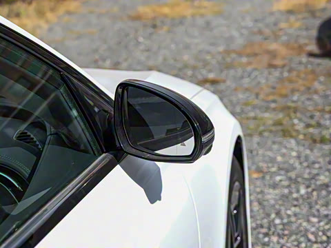 2026�� E 260 �˶���