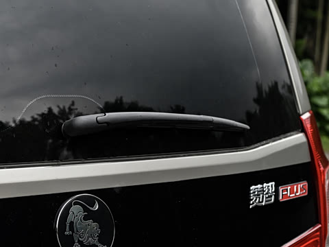 2027�� 2.0L ������ 7��