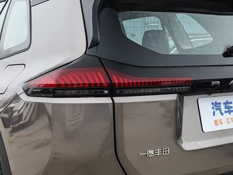 2026�� 2.0L ����������