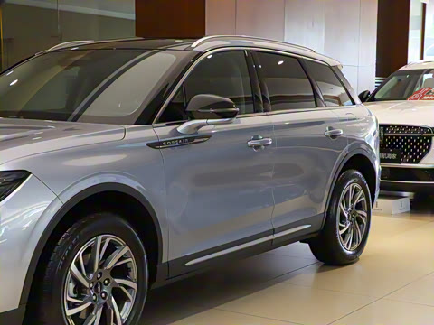 2025�� 2.0T ����������