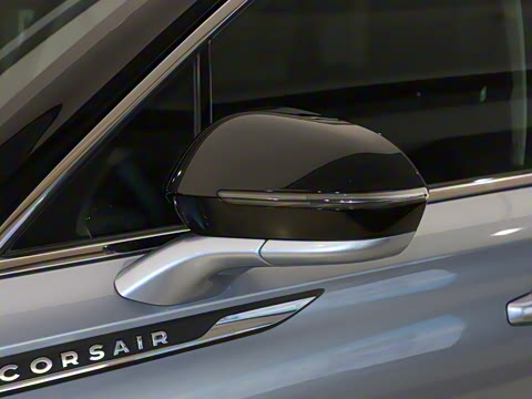 2025�� 2.0T ����������