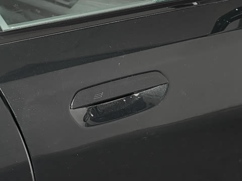 2026�� �Ŀ� 530Li ������ M�˶���װ