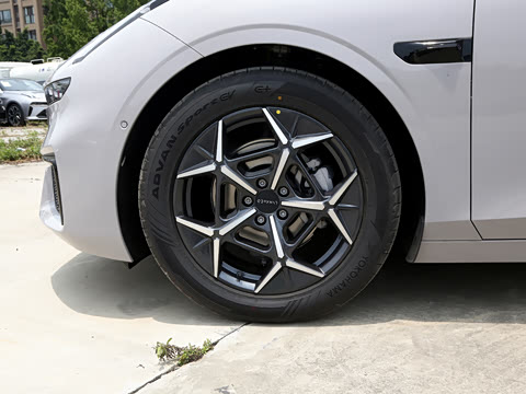 2026�� 701 ������ Ultra