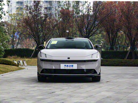 2025�� 240����Ultra H5