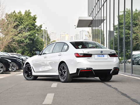 2026�� �Ŀ� eDrive 40 L ��ҹ��װ