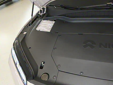 2025�� 100kWh Touring