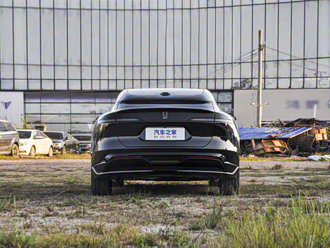 2025�� Ultra���̰�