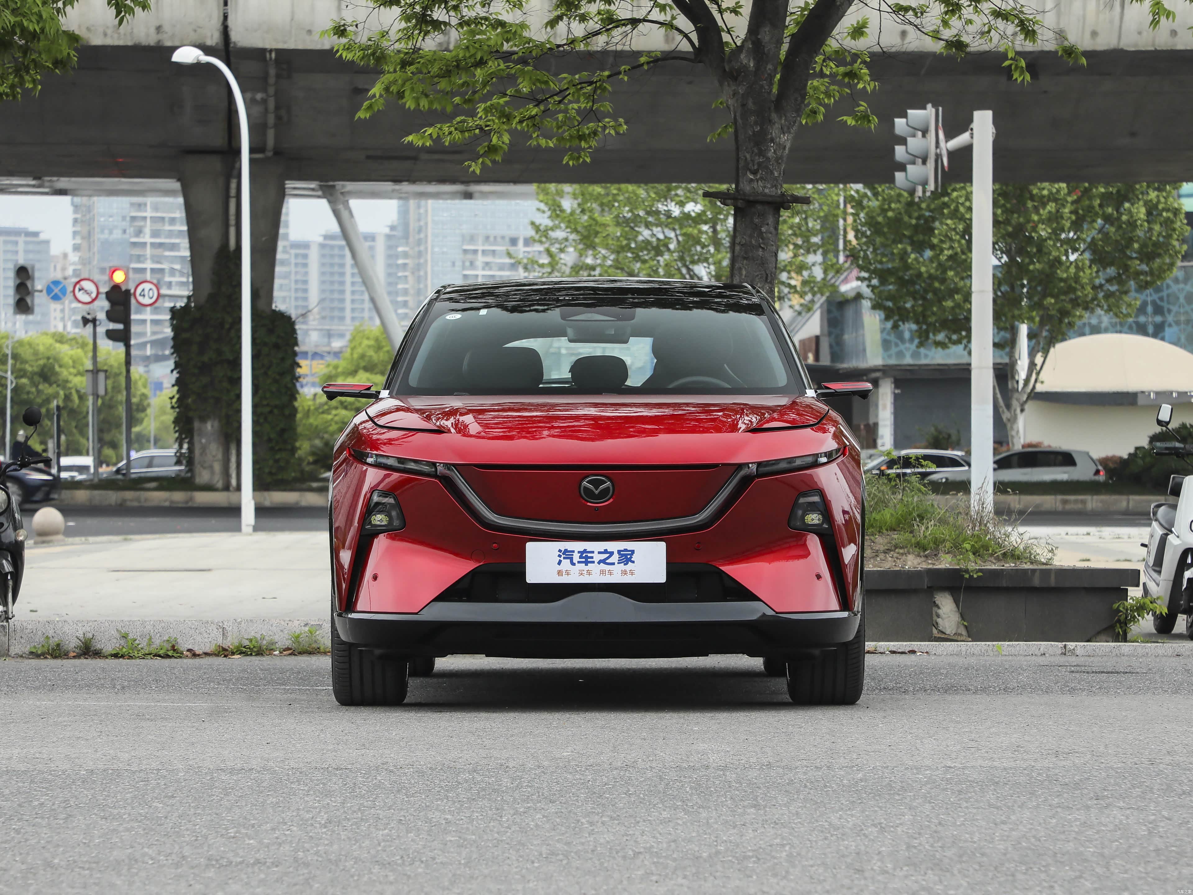 Mazda EZ-60, миниатюра 2