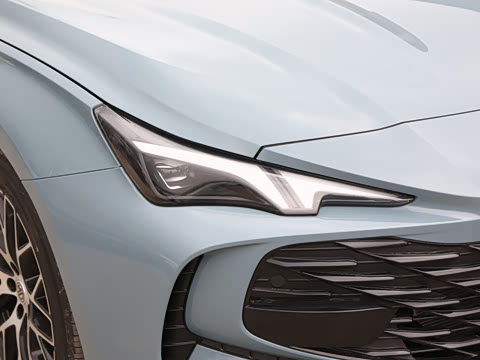 2026�� 2.0T 405 AT������