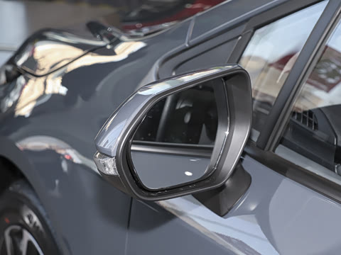 2026�� 1.8L ˫�� ��Ӣ��