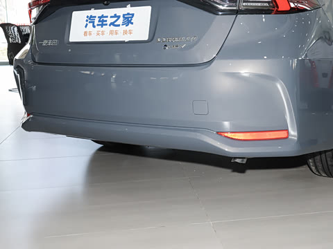 2026�� 1.8L ˫�� ��Ӣ��