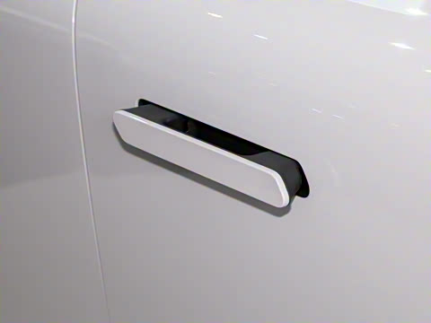 2025�� 240����Ultra