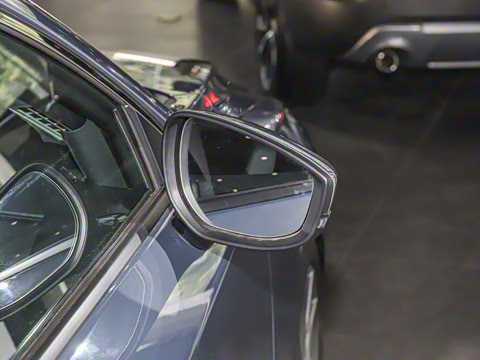 2025�� 2.0L �Զ����Ű�