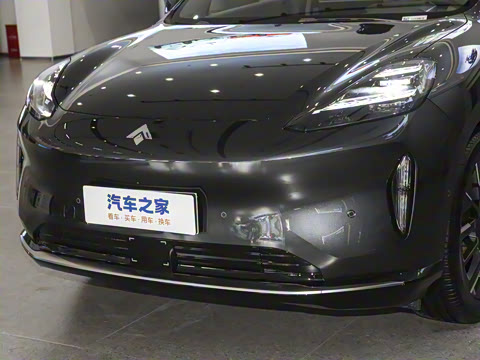 2025�� 670 Max��