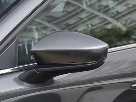 2025�� 2.0L �Զ�������