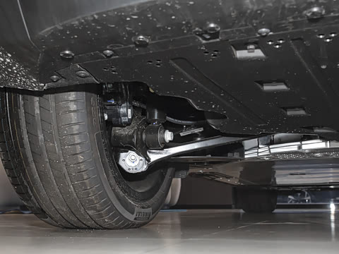 2025�� E ������