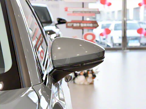 2025�� allroad quattro 55 TFSI ��̽�ռ�