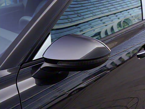 2026�� ���L 300TSI ��а�