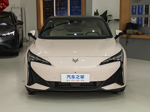 2025�� �Ŀ� 668MAX���а� 200kW