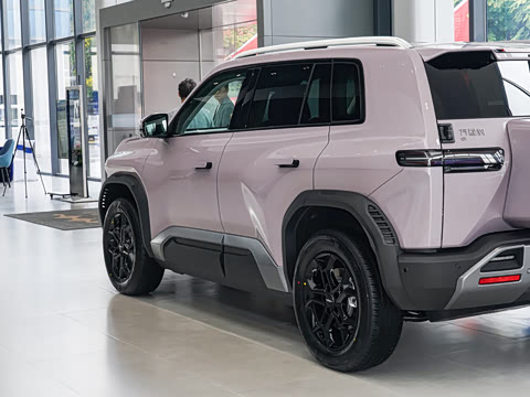 2025�� 501KM ����Ultra��