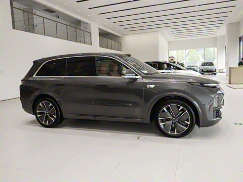 2025�� Pro ���ܻ��°�