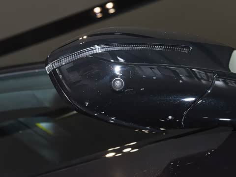 2026�� 600 SE 5��