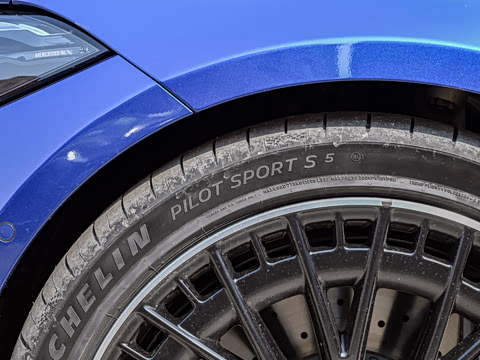 2026�� AMG CLE 53 4MATIC+ ������ܳ�