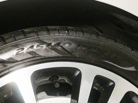 2025�� 2.0T P250 ��������������